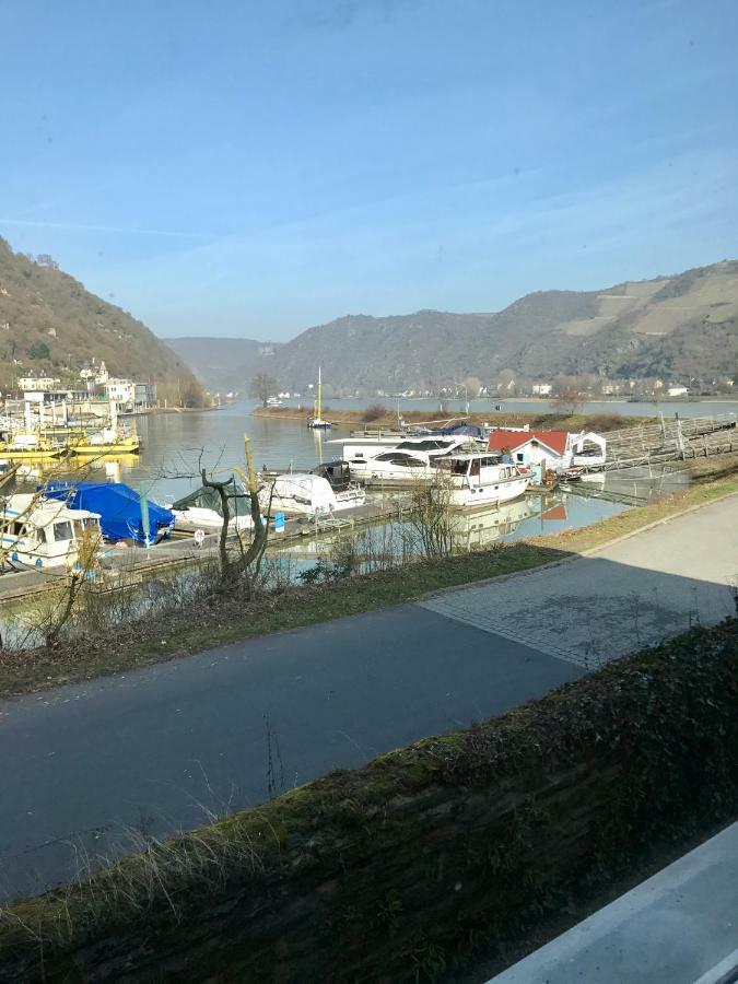 Отель Hausboot Bounty Санкт-Гоар Экстерьер фото